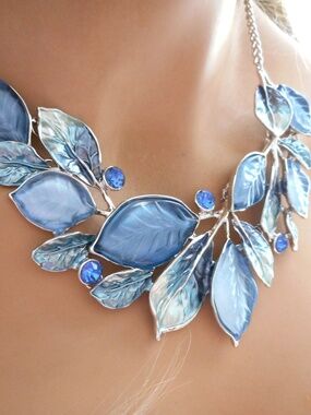 Blue Leave Leaf Vine  Quality Necklace Earrings Set